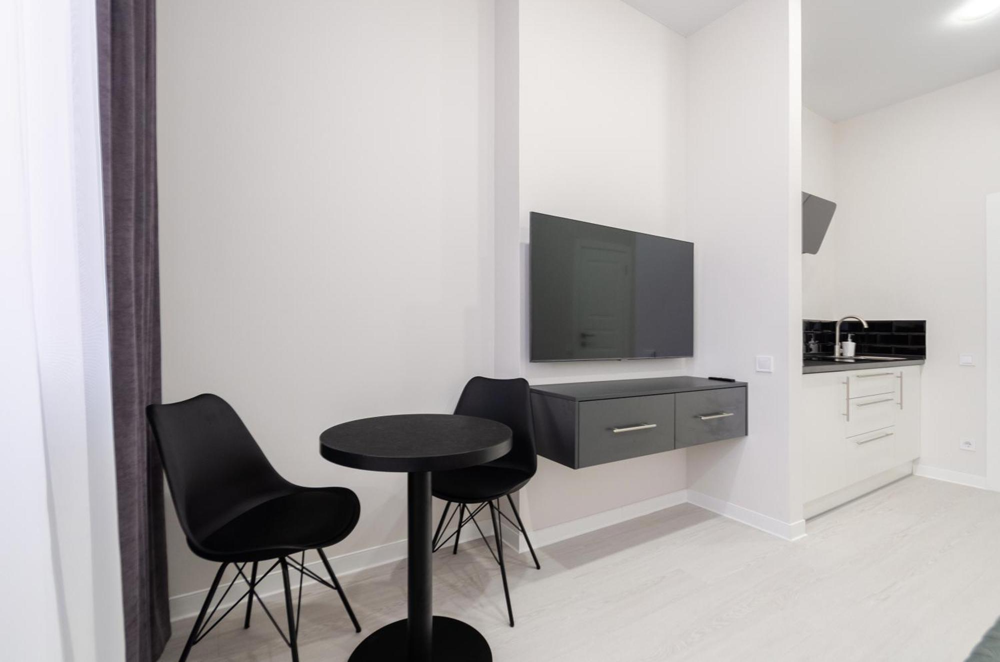Petrovdom Inn Rc Diplomat Hall -The Smart Hotel Apartment Panoramic City View I Kiev Dış mekan fotoğraf