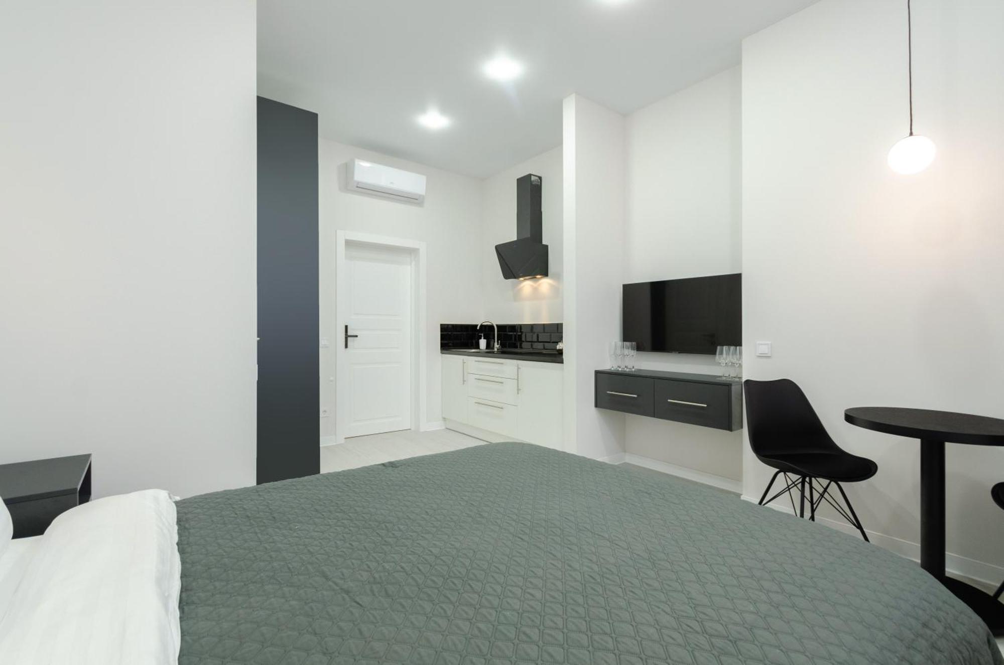 Petrovdom Inn Rc Diplomat Hall -The Smart Hotel Apartment Panoramic City View I Kiev Dış mekan fotoğraf