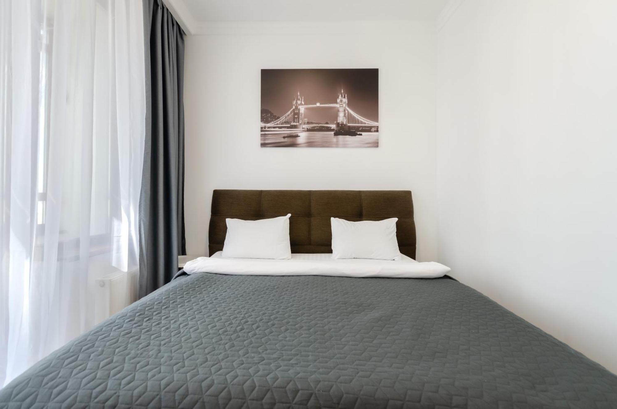 Petrovdom Inn Rc Diplomat Hall -The Smart Hotel Apartment Panoramic City View I Kiev Dış mekan fotoğraf